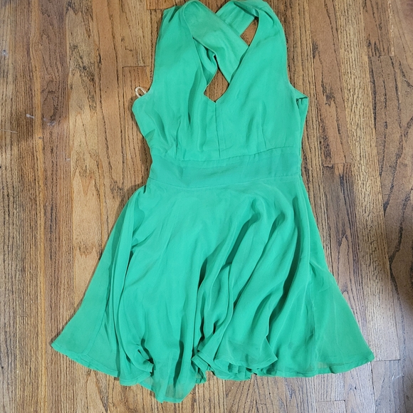 Funky Soul Dresses & Skirts - Funky Soul Sz S Chic Green Halter Mini Dress